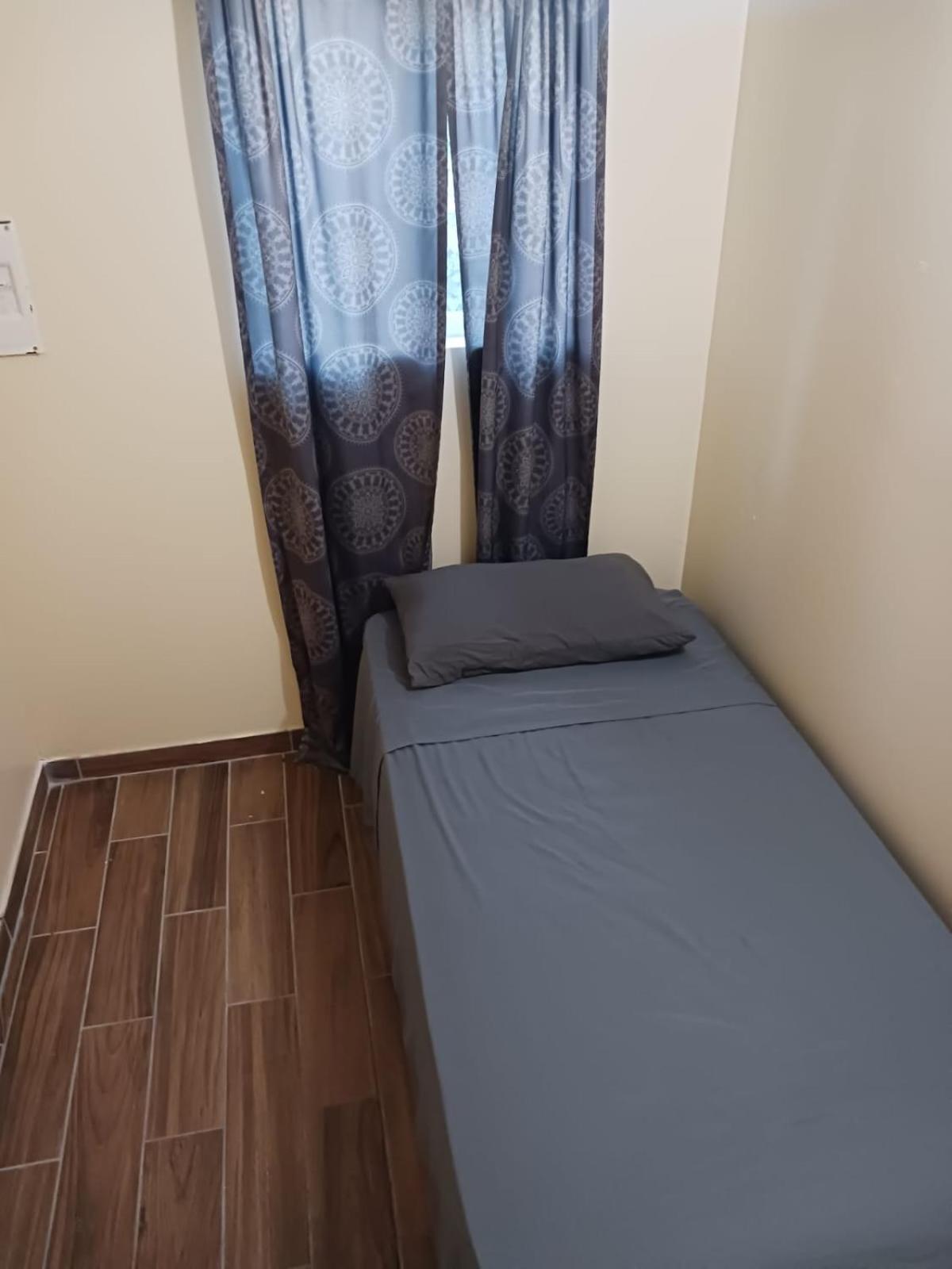 House Downtown Oc Santa Ana 호스텔 외부 사진